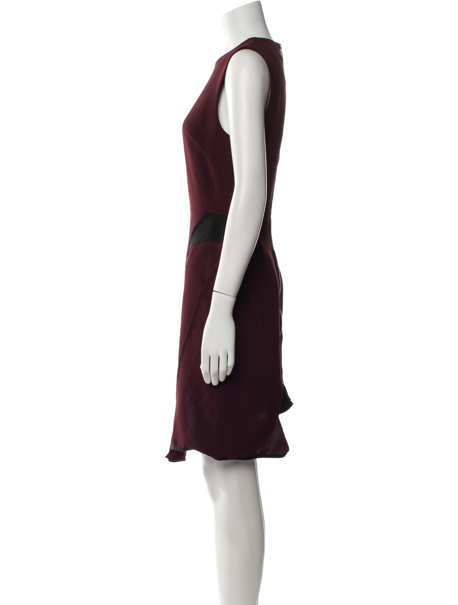 Iris & Ink Crew Neck Knee-Length Dress
