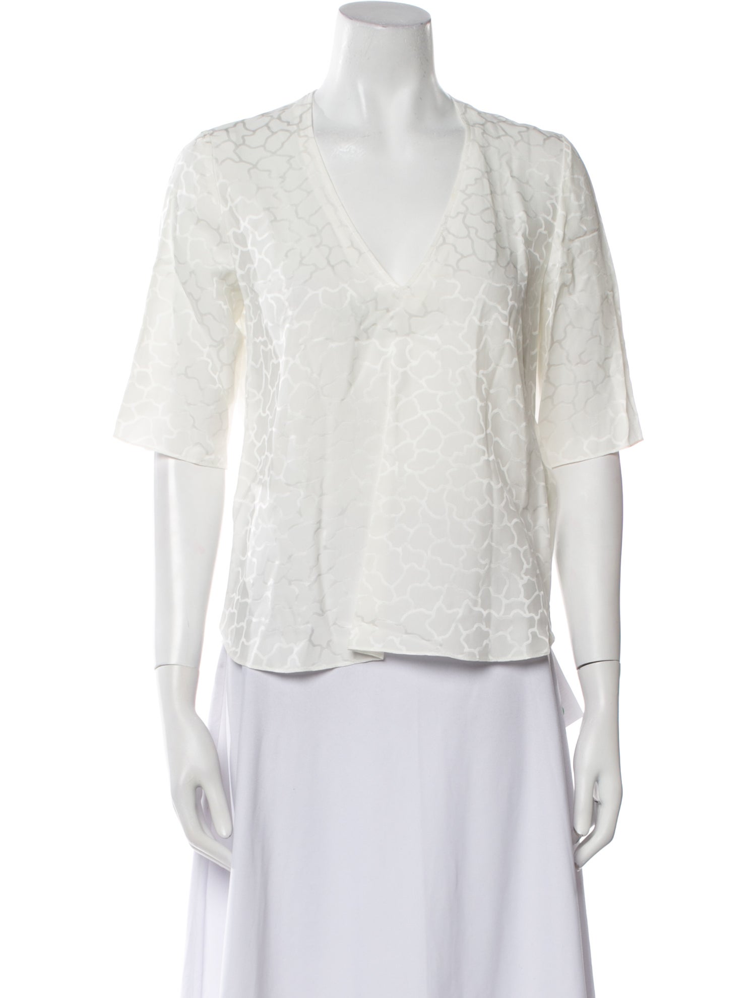 Iris & Ink V-Neck Three-Quarter Sleeve Blouse w/ Tags