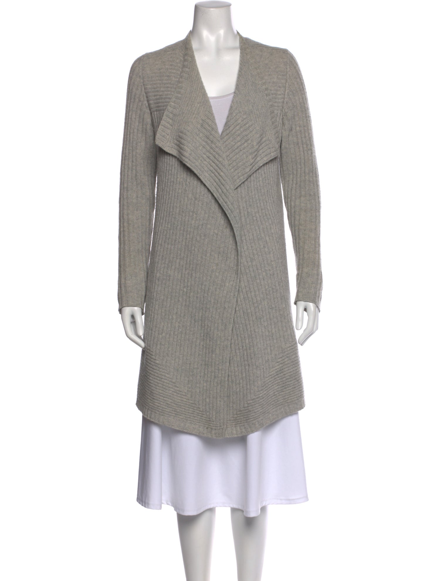 Iris von Arnim Cashmere V-Neck Sweater