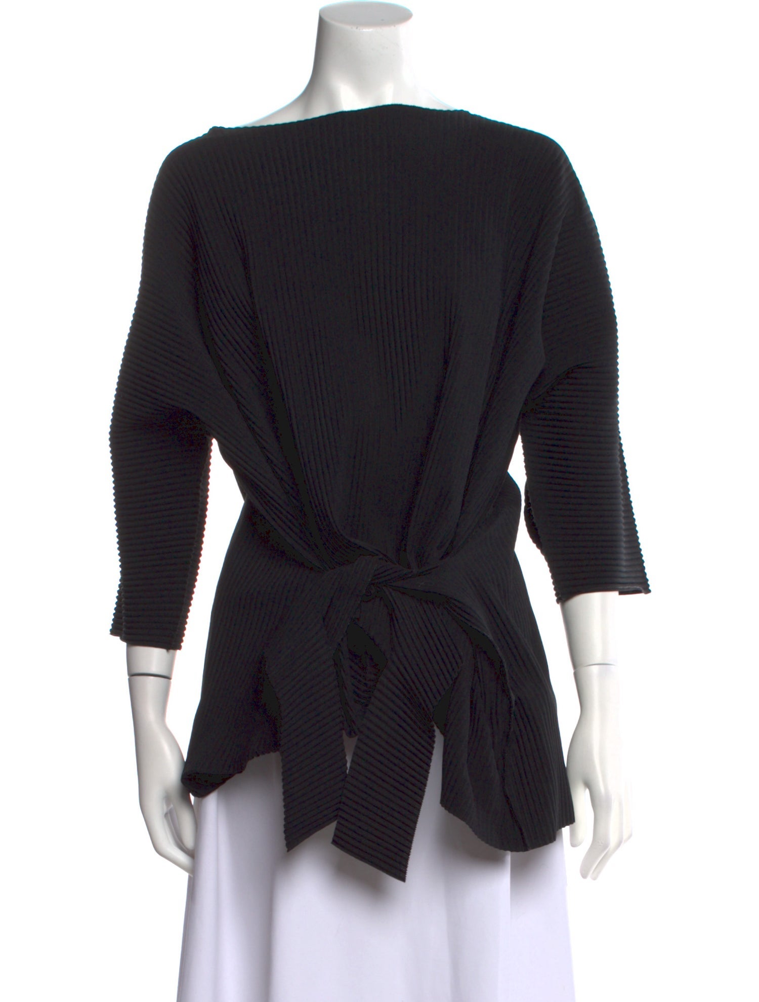 Issey Miyake Me Bateau Neckline Three-Quarter Sleeve Tunic