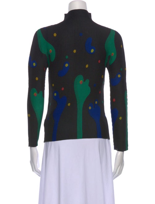 Issey Miyake Me Printed Turtleneck Top