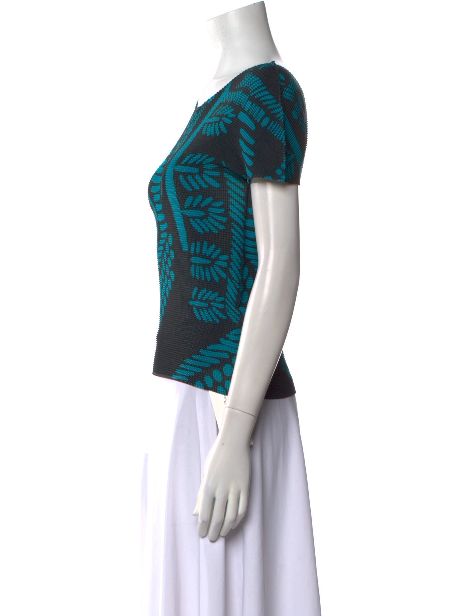 Issey Miyake Me Printed Scoop Neck Top