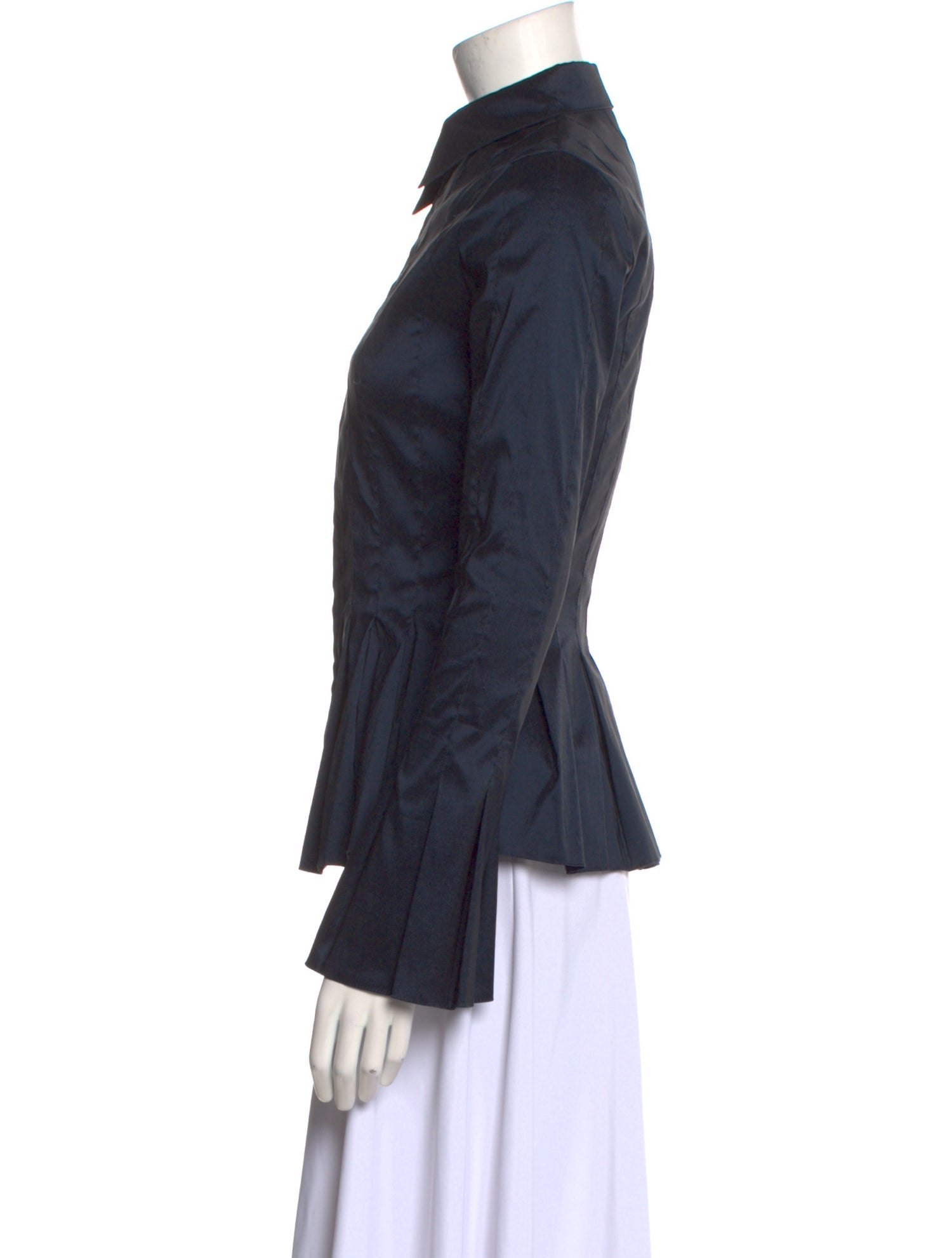 Issue New York Long Sleeve Button-Up Top