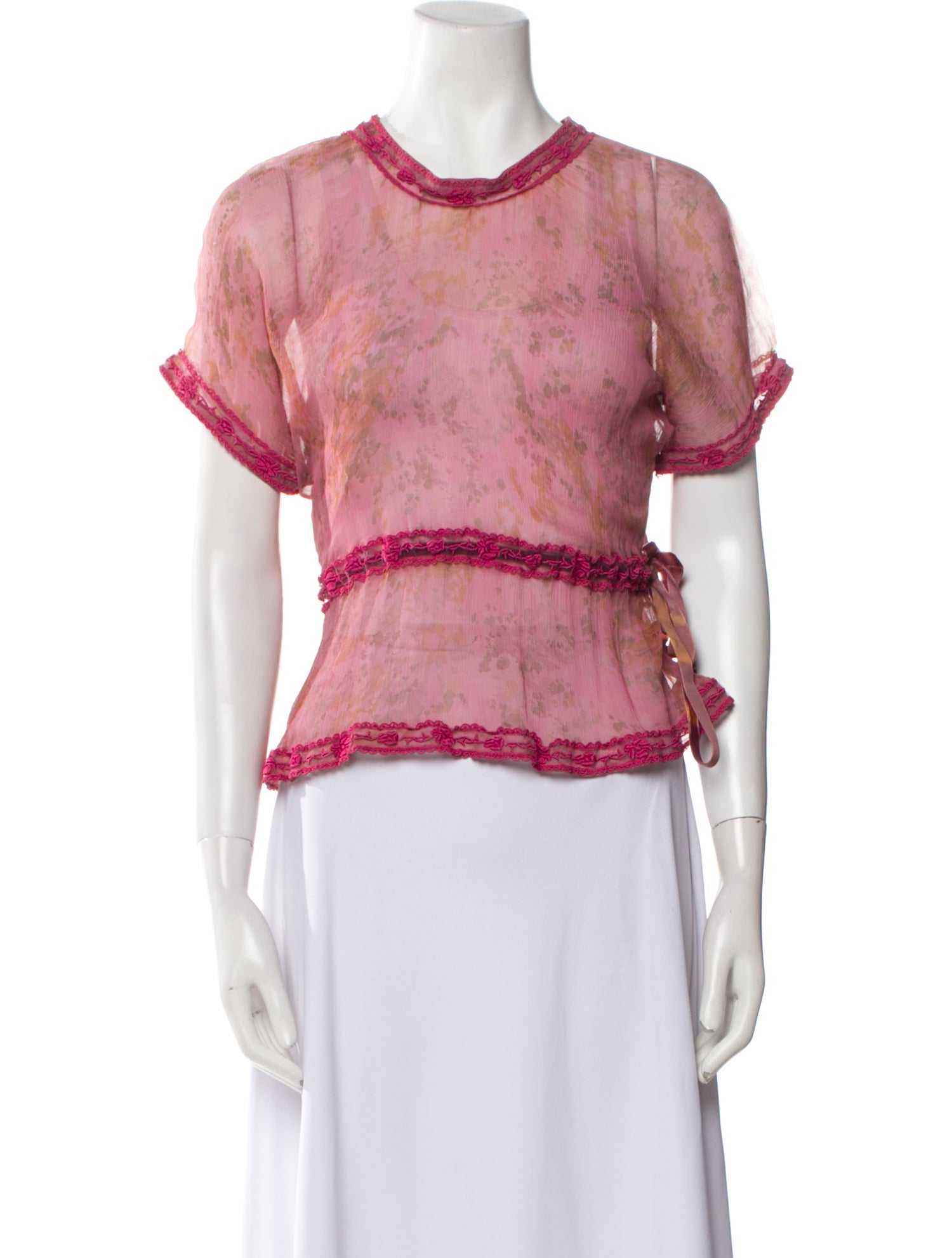 Voyage Scoop Neck Short Sleeve Blouse