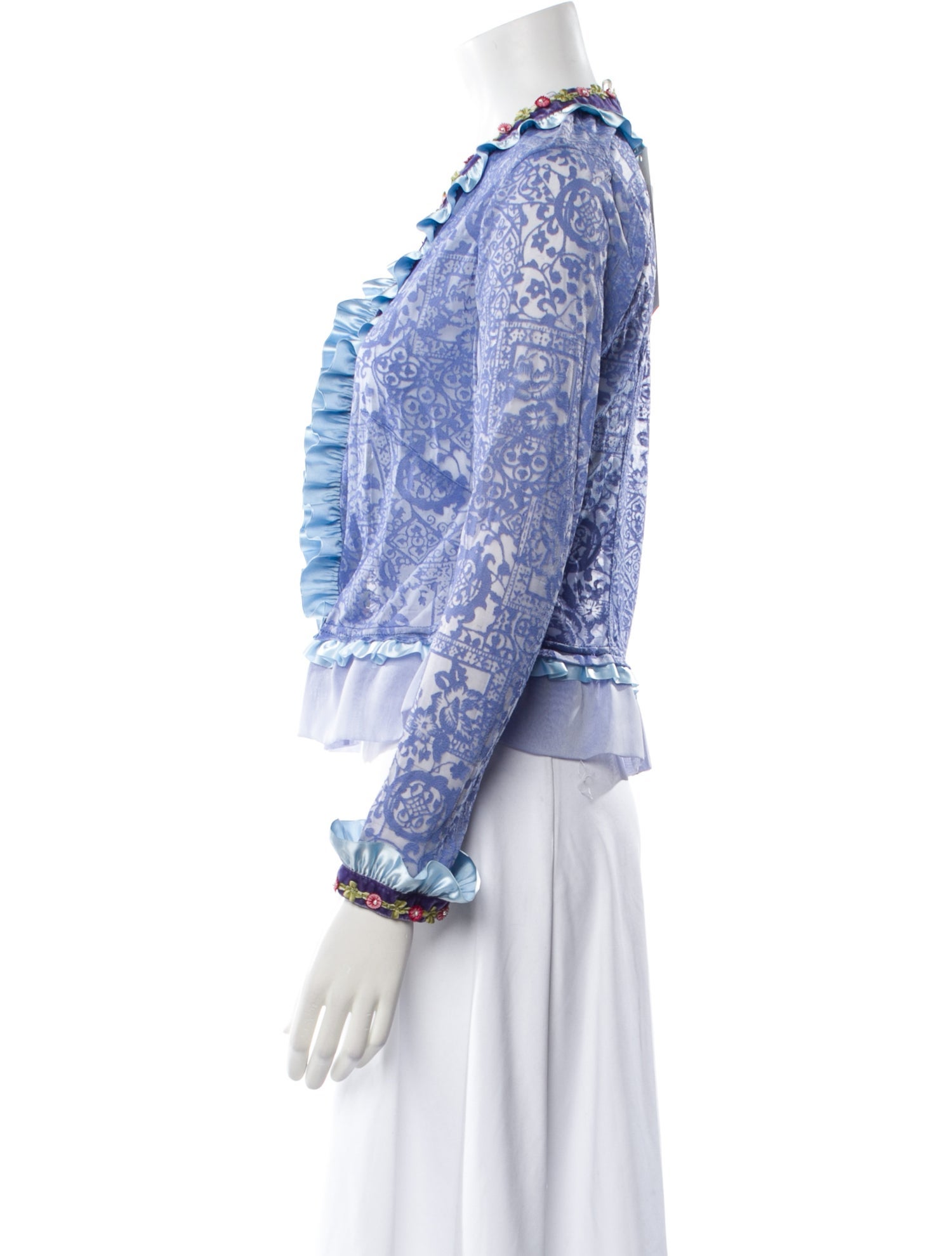 Voyage Printed V-Neck Crop Top