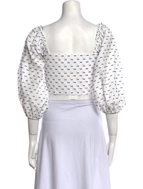 Isla & White Printed V-Neck Crop Top