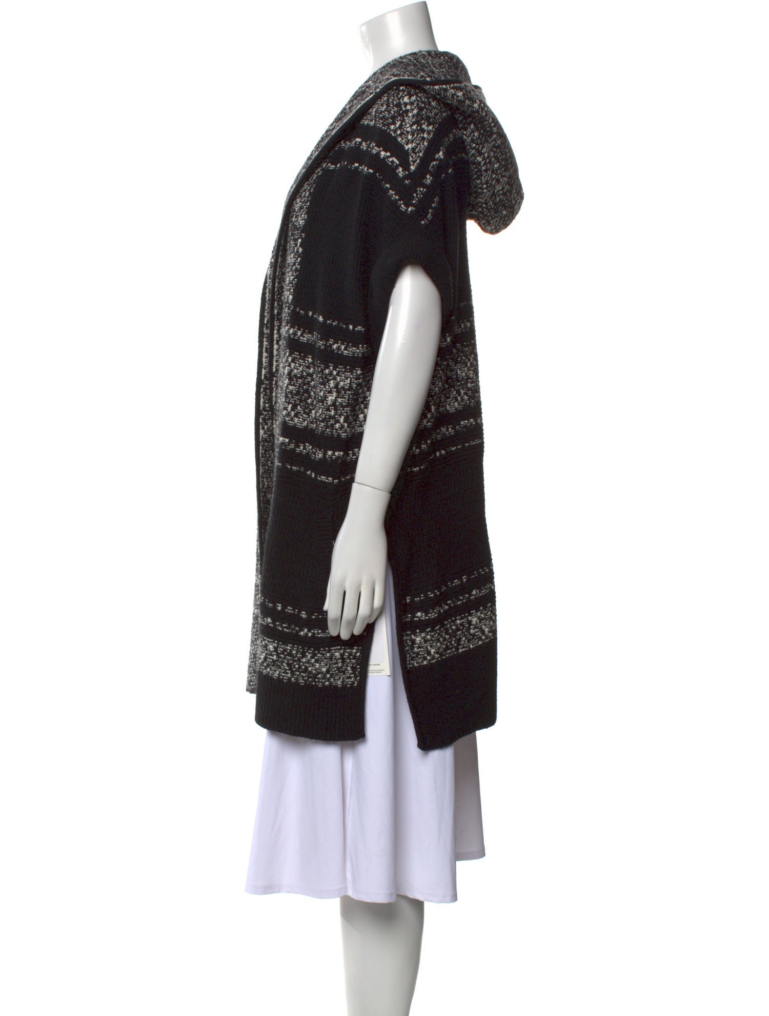 Intermix Colorblock Pattern Plunge Neckline Sweater