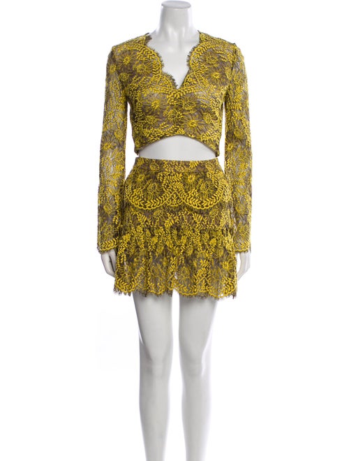 Intermix Lace Pattern Fringe Trim Accent Skirt Set