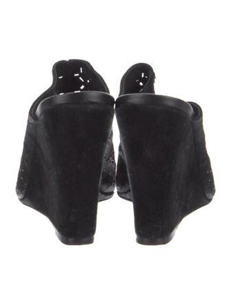 Joie Suede Lasercut Accents Slides