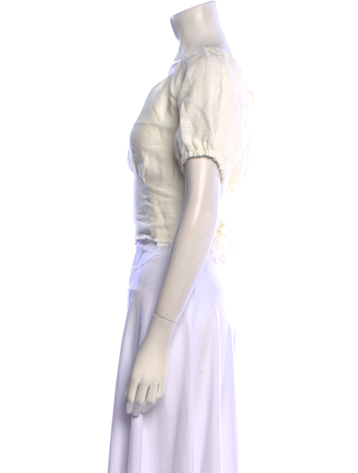 Just Bee Queen Linen V-Neck Crop Top