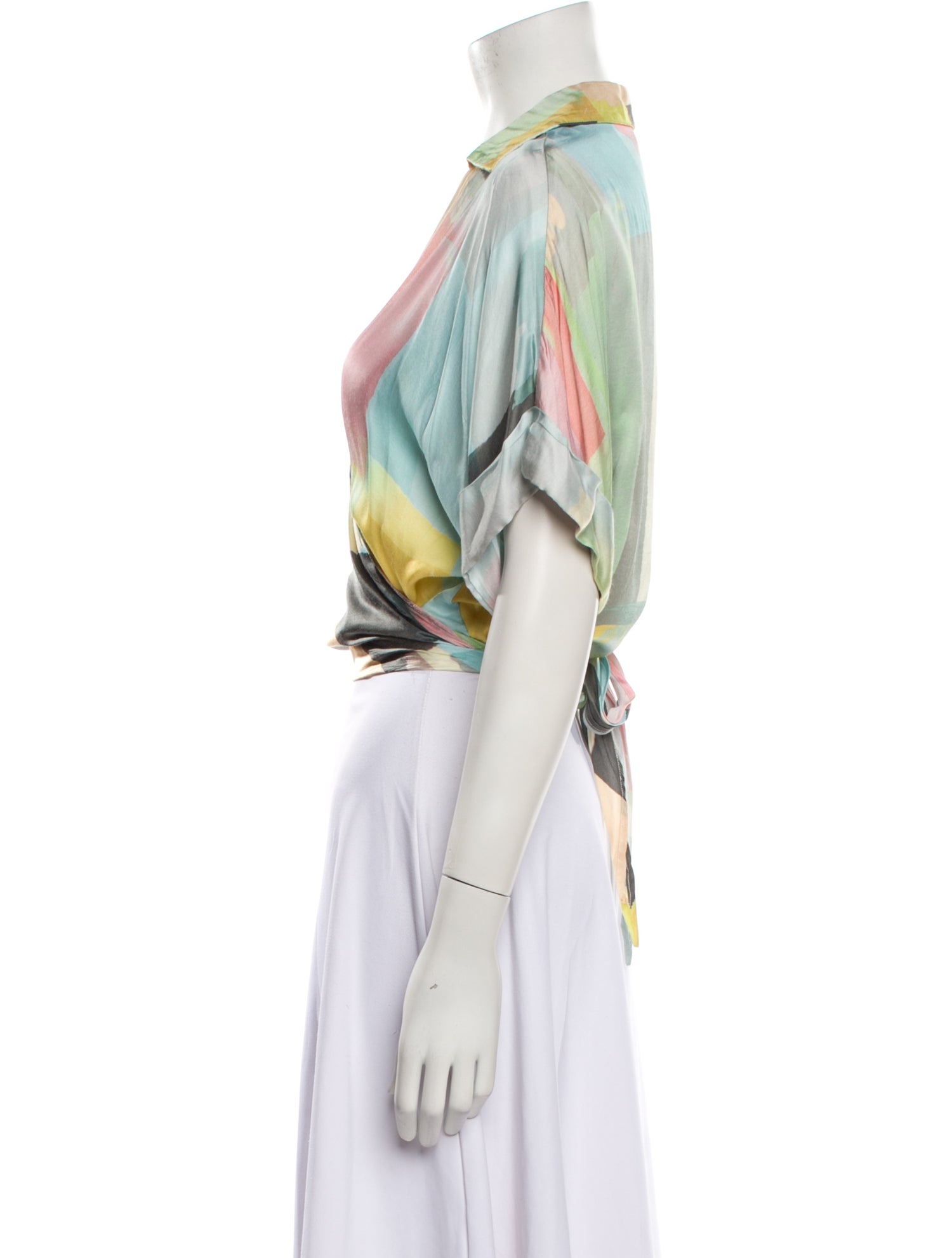 Just Bee Queen Printed Plunge Neckline Crop Top