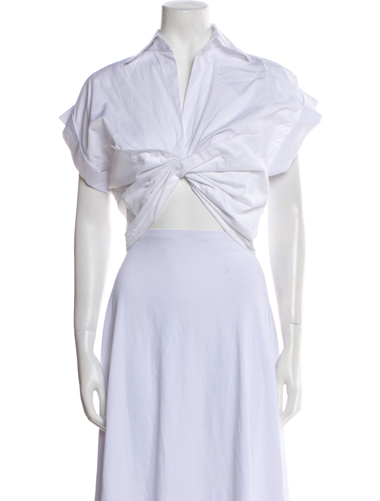 Just Bee Queen V-Neck Short Sleeve Crop Top