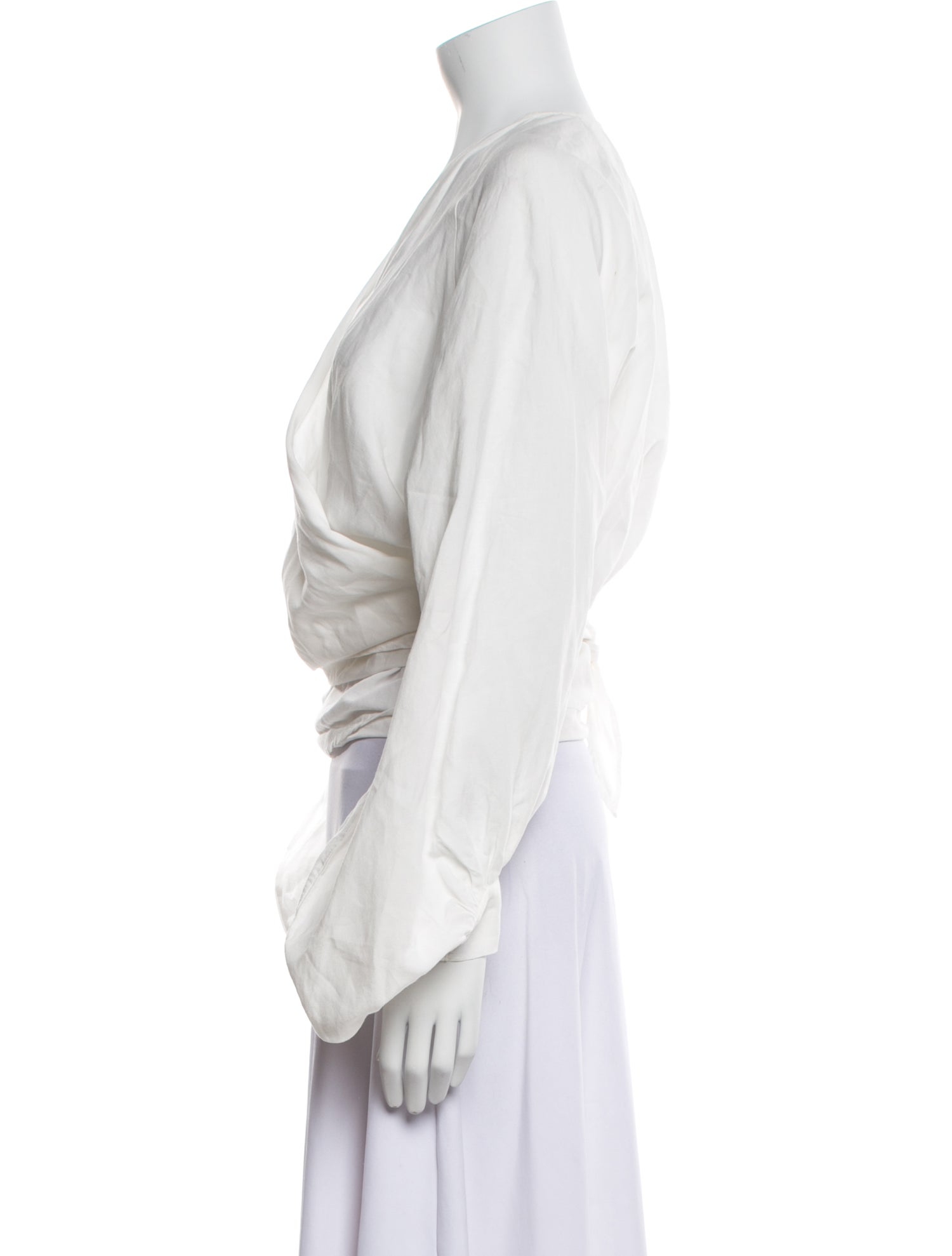 Just Bee Queen Linen V-Neck Blouse