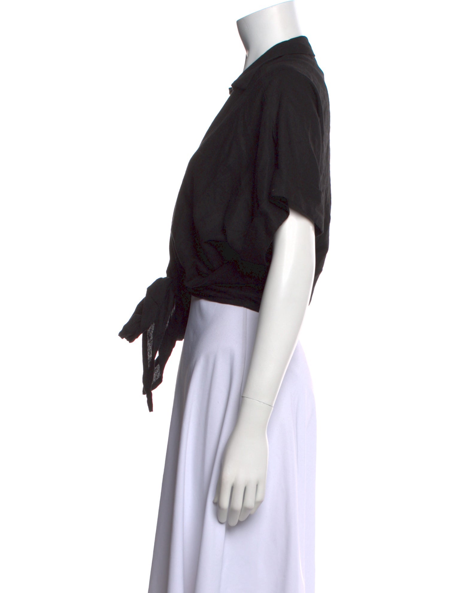 Just Bee Queen V-Neck Short Sleeve Crop Top