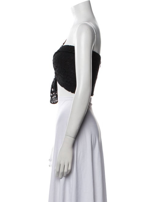 Just Bee Queen One-Shoulder Sleeveless Crop Top