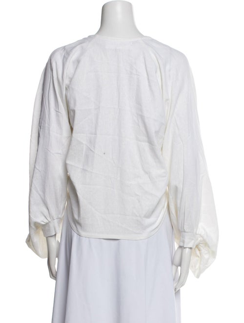 Just Bee Queen V-Neck Long Sleeve Crop Top