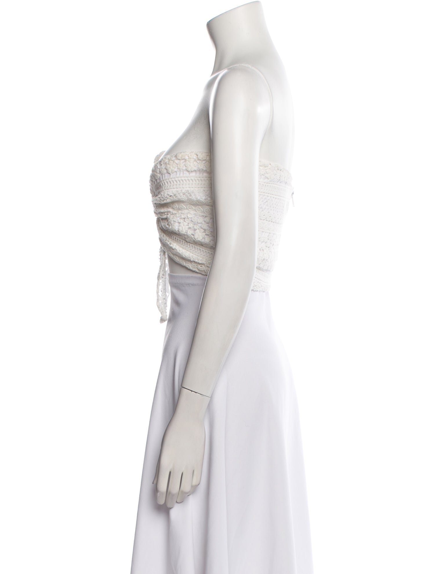 Just Bee Queen One-Shoulder Sleeveless Crop Top