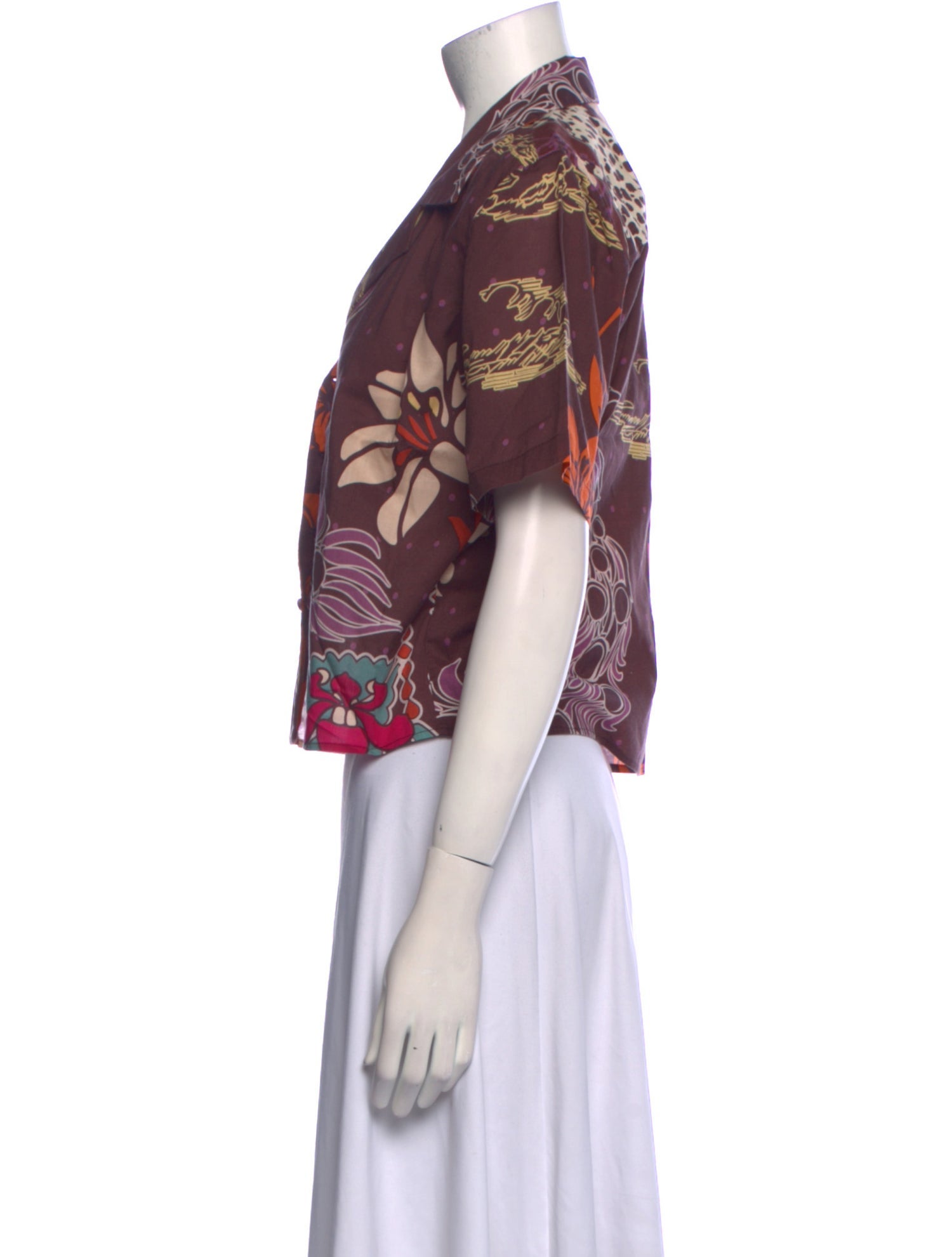 Juan de Dios Printed V-Neck Crop Top