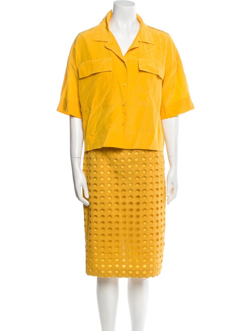 Judith & Charles Lace Pattern Embroidered Accent Skirt Set