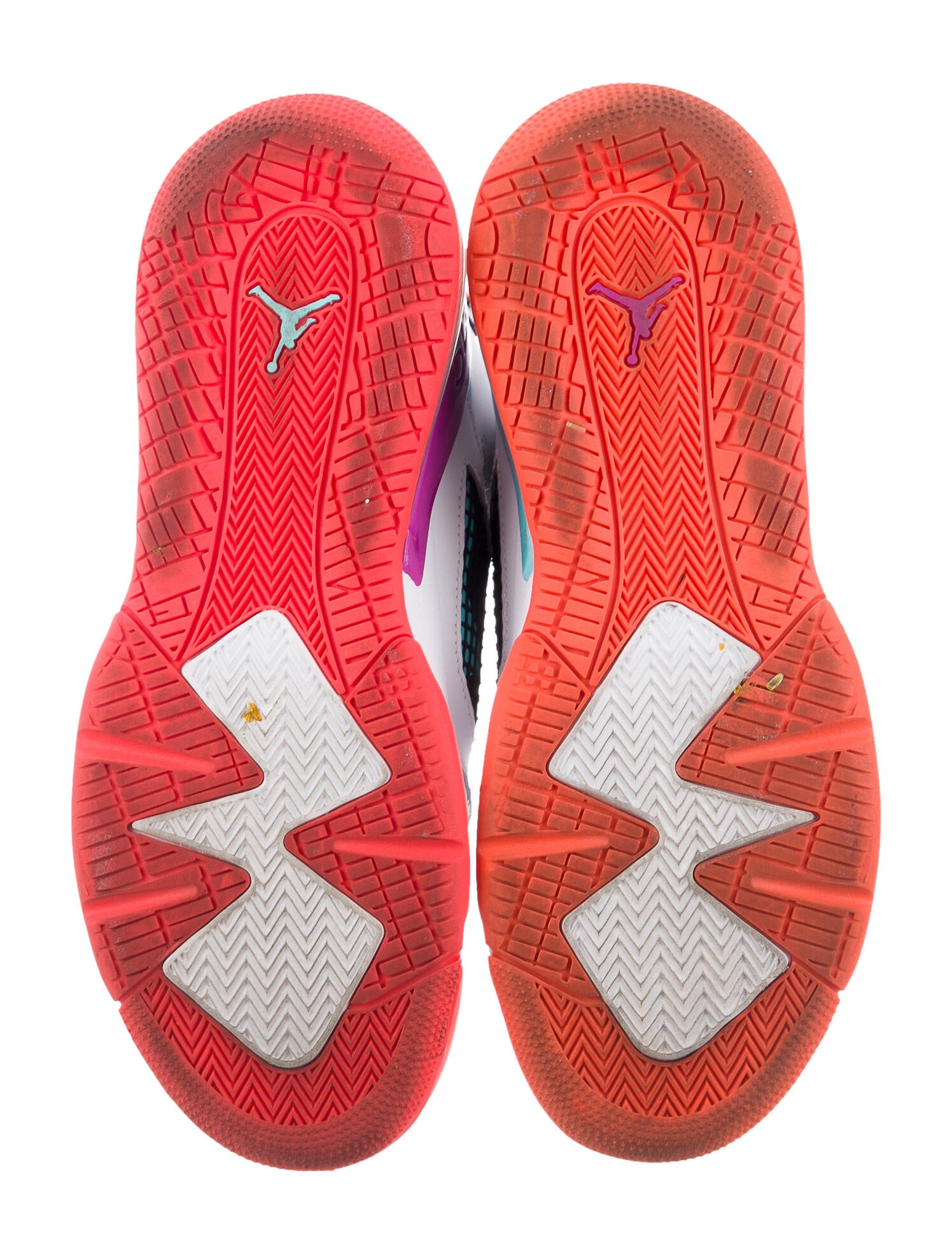 jordan mars 270 white hyper violet