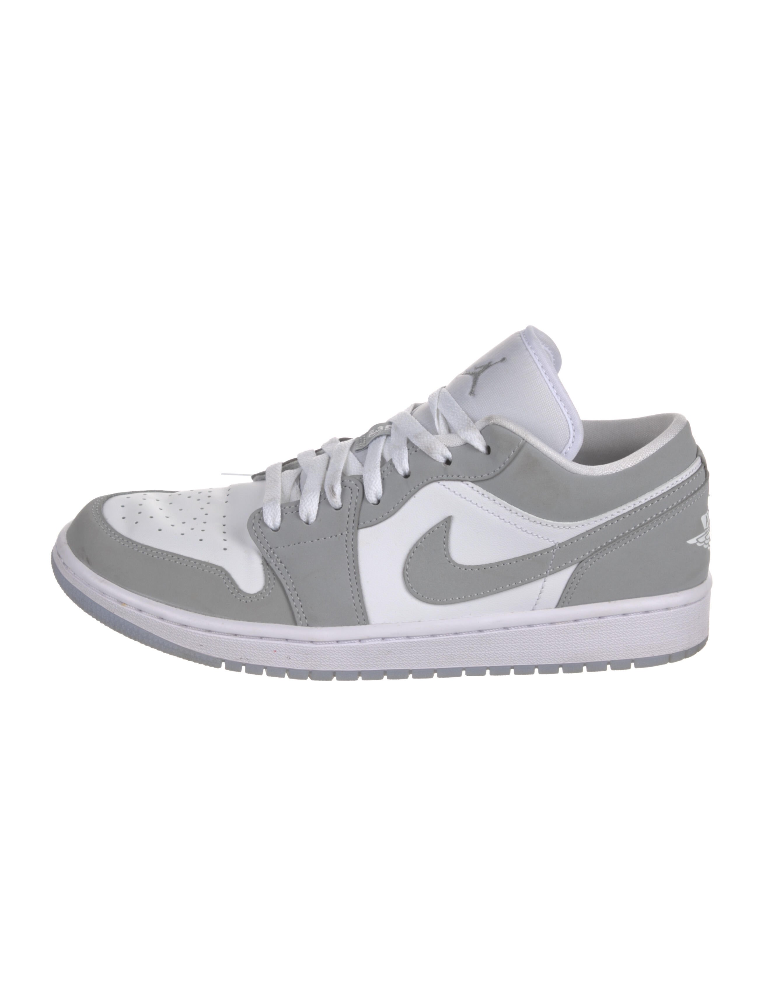jordans shoes grey and white