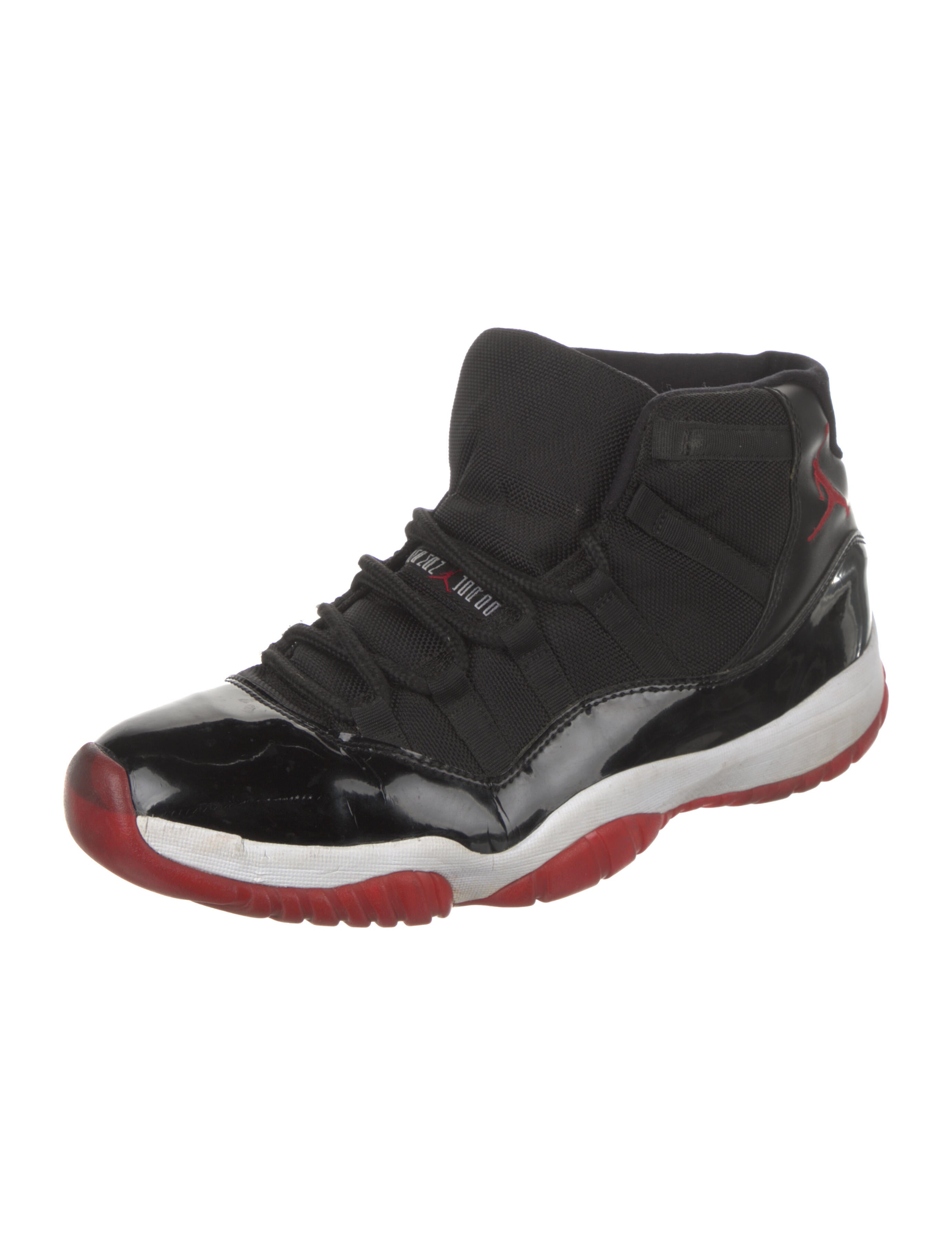 patent leather jordan 4