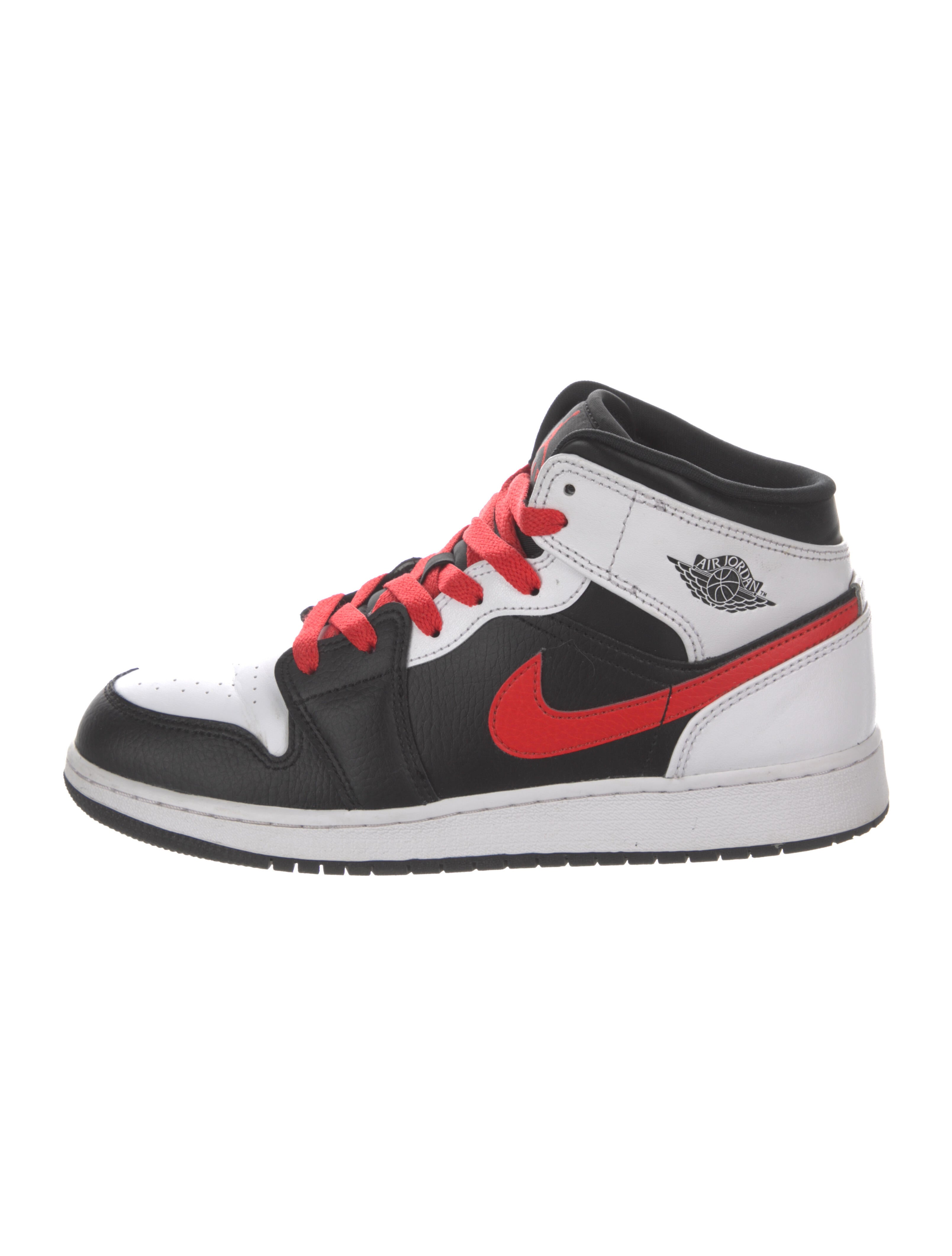 Jordan Air Jordan 1 Mid Chile Red (GS) Sneakers Black Sneakers, Shoes