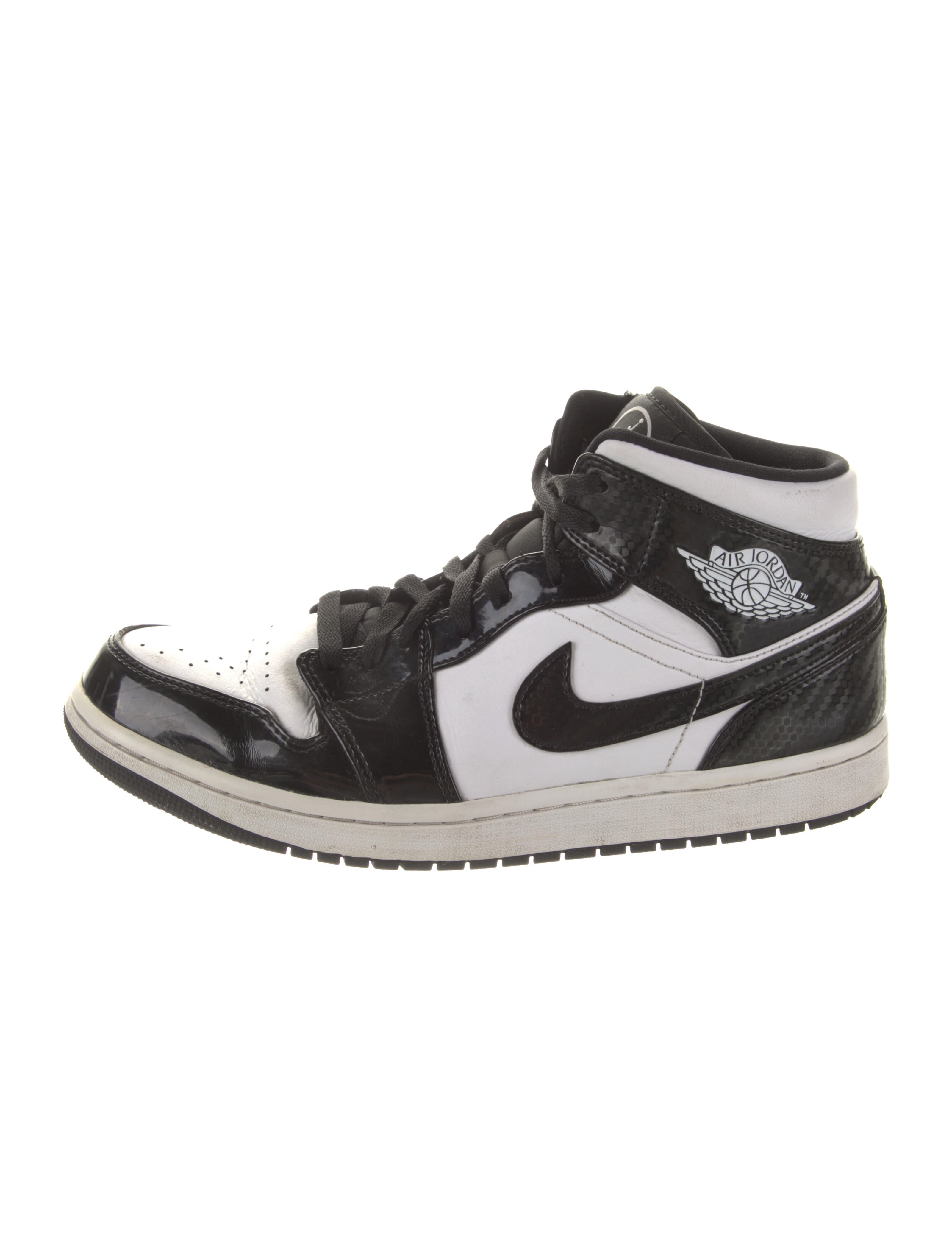 jordans 1 mid carbon fiber
