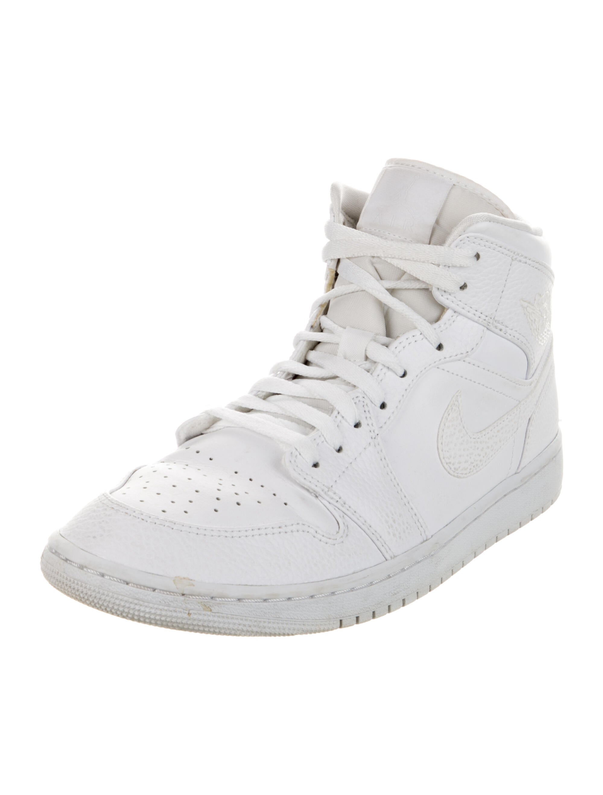 mens white jordans shoes