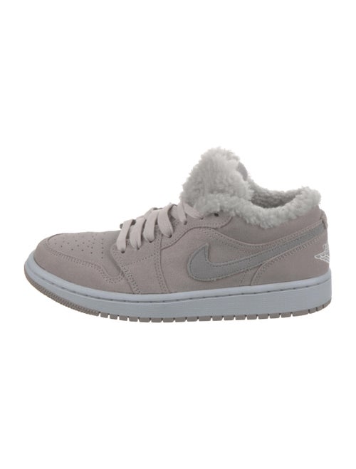 Jordan 1 Low SE 'Sherpa Fleece' Sneakers