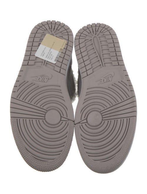 Jordan 1 Low SE 'Sherpa Fleece' Sneakers