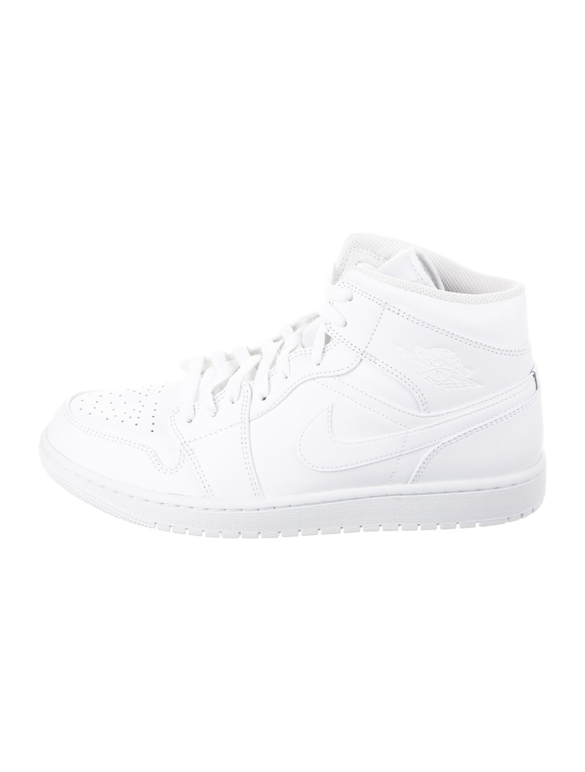 mens white jordans shoes