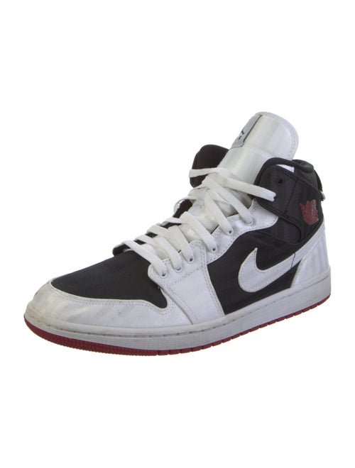 Jordan Air Jordan 1 Mid SE Utility 'White Black Gym Red' Sneakers