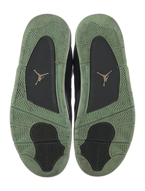 Jordan 4 Retro Sneakers
