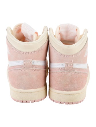 Jordan Girls' 1 Retro High OG 'Washed Pink' sneakers