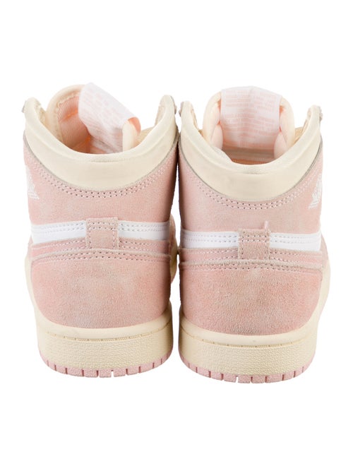 Jordan Girls' 1 Retro High OG 'Washed Pink' sneakers