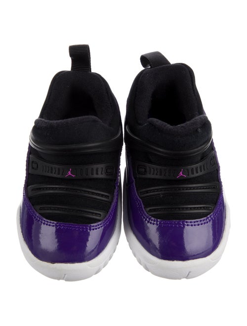 Jordan Infant Girls' Patent Leather 11 Retro Little Flex Sneakers