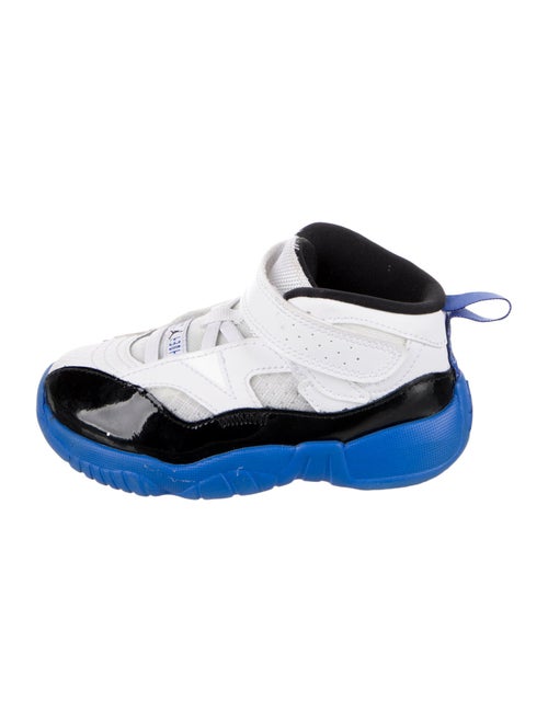 Jordan Jumpman Two Trey