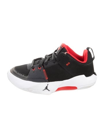 Jordan Sizes 2-6 Boy's One Take 5 GS 'Black Habanero Red' 4