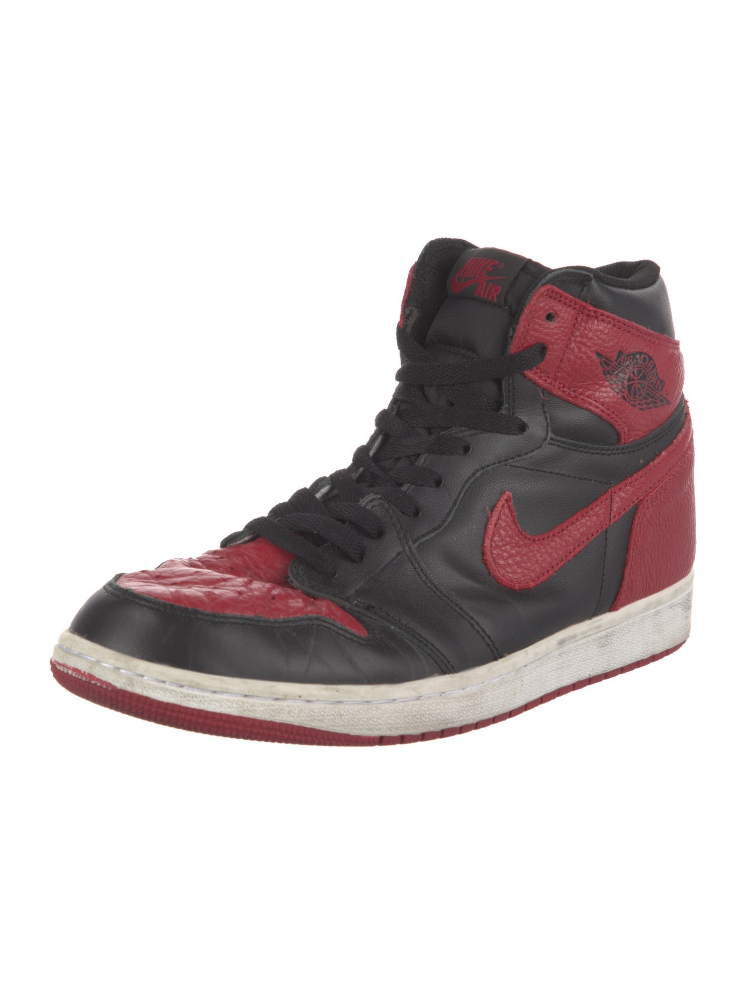 Jordan 1 Retro High Bred Banned Sneakers