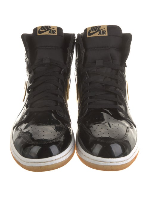 Jordan 1 Retro Black Metallic Gold (2013) Sneakers