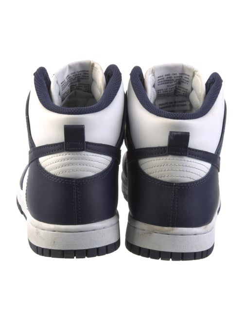 Jordan Dunk 'Midnight Navy' Sneakers