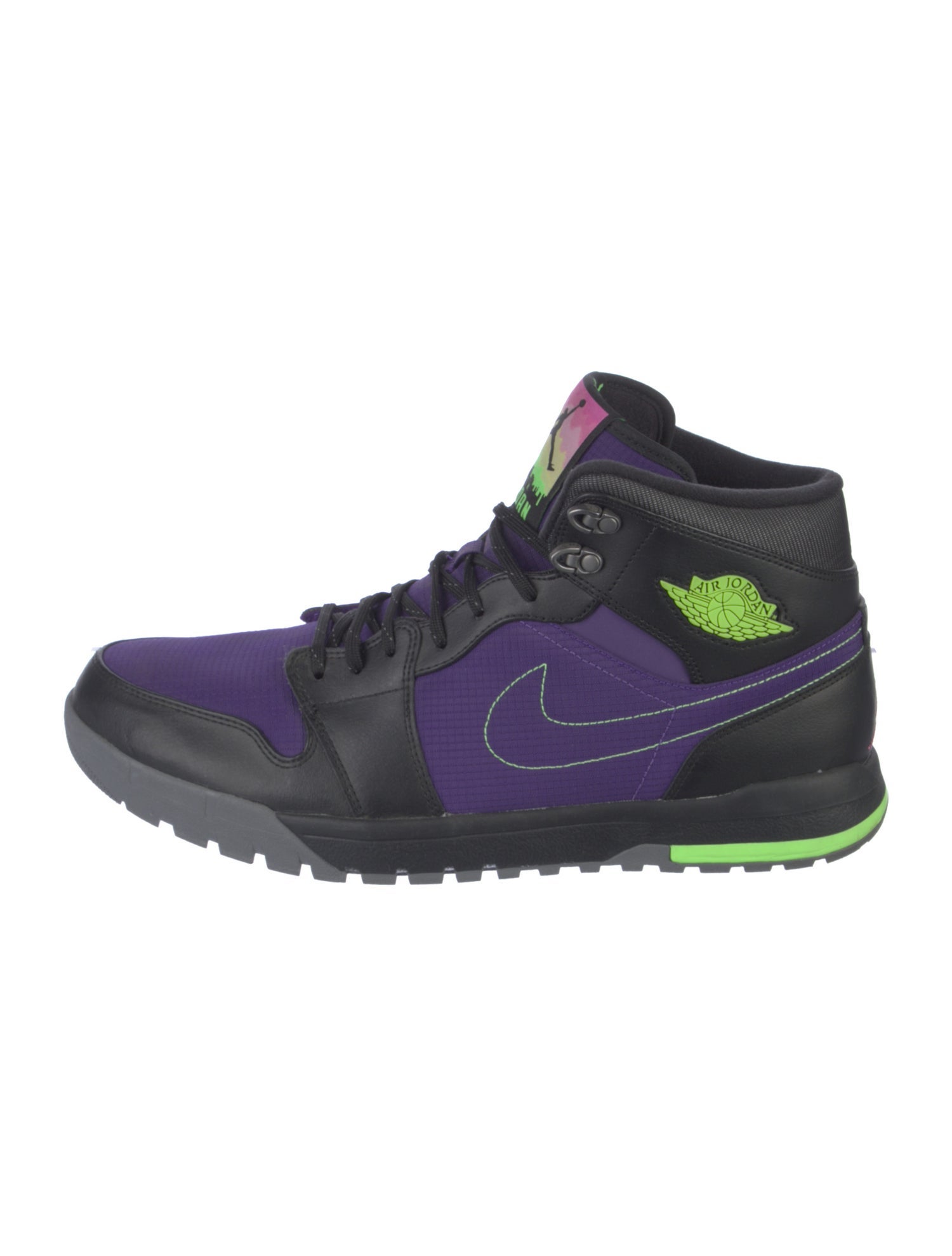 Jordan 1 Trek Sneakers