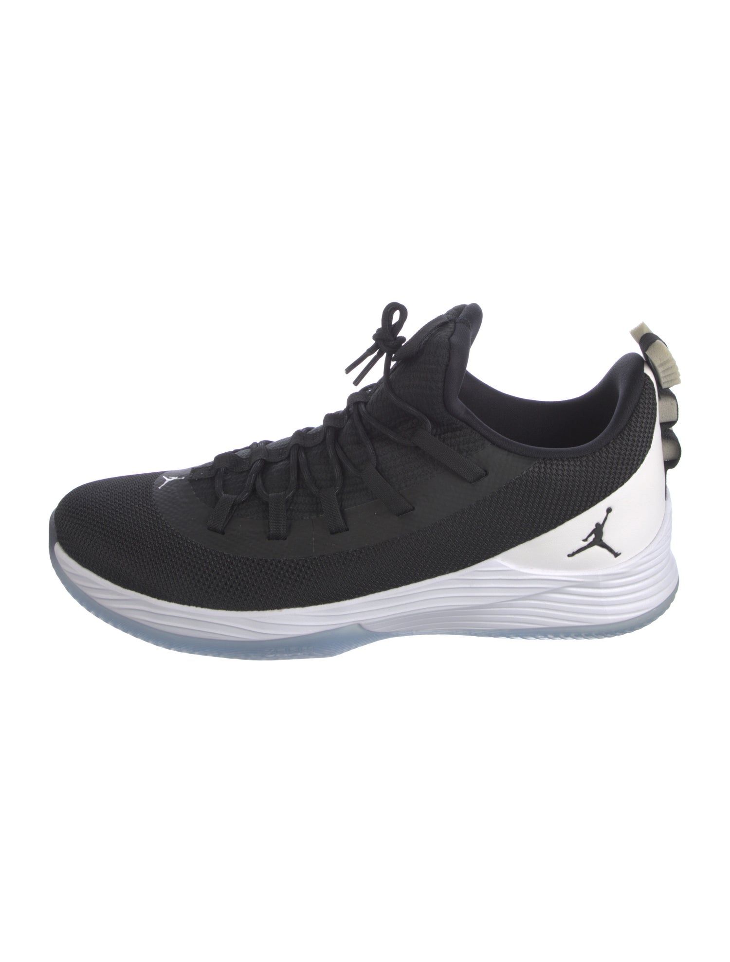 jordan ultra fly 2 low black white
