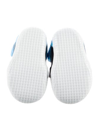 Jordan 1 Low Top Crib Bootie NC to Chi Sneaker