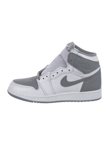Jordan Sizes 2-6 High Top sneaker US 6 |
