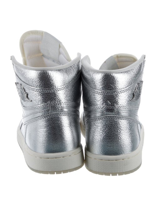 Jordan 1 Retro Sneakers