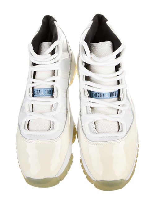 Jordan 11 Retro Columbia (2001) Sneakers