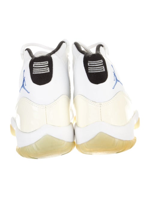 Jordan 11 Retro Columbia (2001) Sneakers
