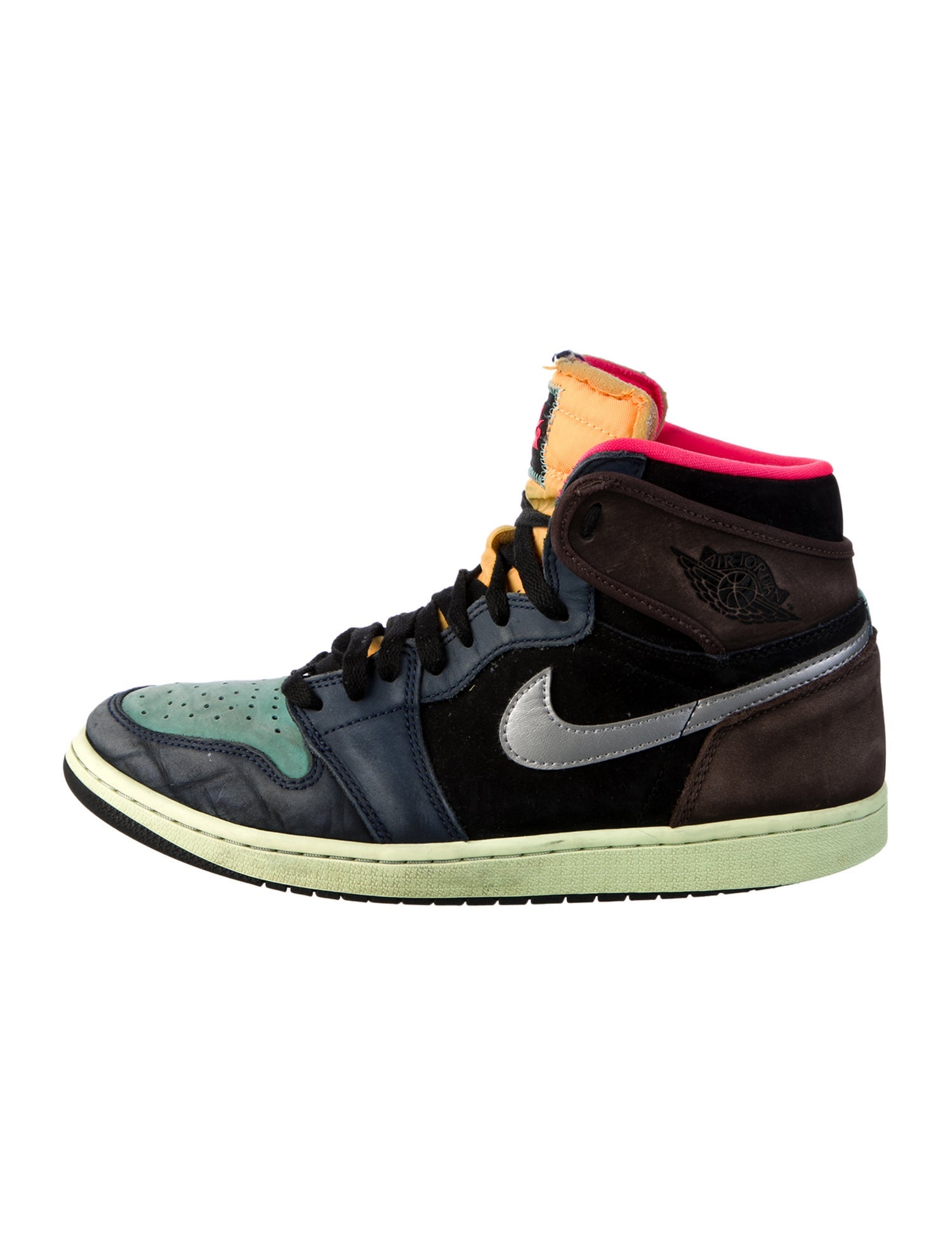 Jordan 1 Retro High 'Tokyo Bio Hack' Sneakers - Purple Sneakers, Shoes -  WJORA88395 | The RealReal, image size:1500x1979